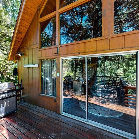 Retro Cabin レイク・アローヘッド エクステリア 写真